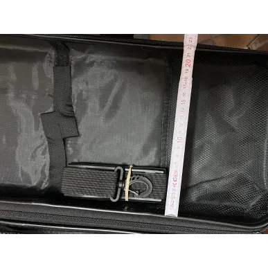 Hard case for freediving fins